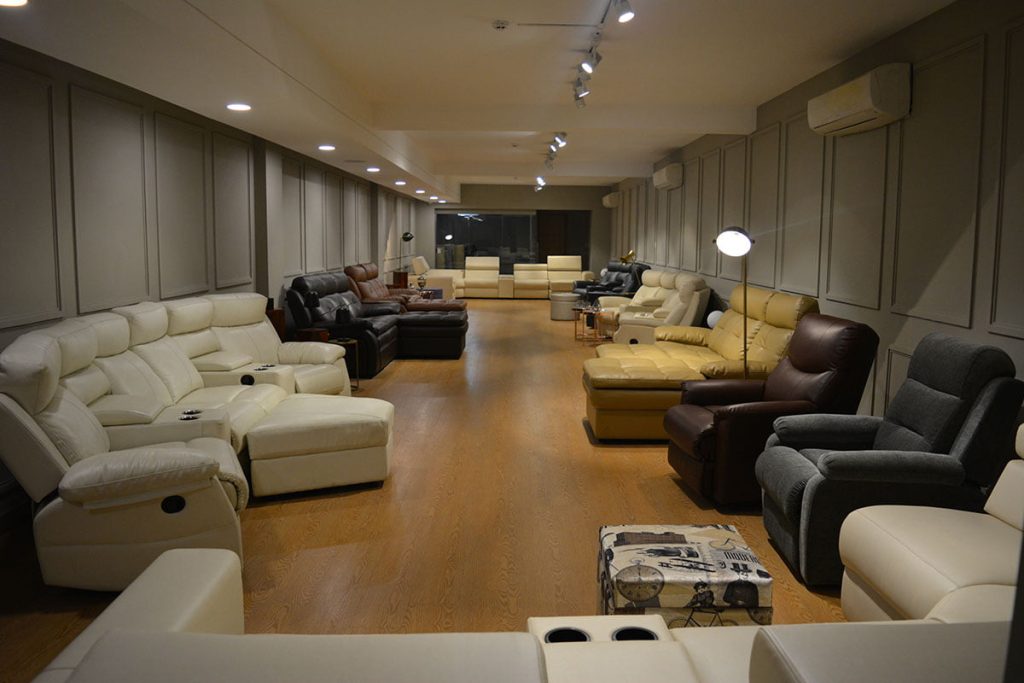 Recliner Showroom at Kirti Nagar Delhi Recliner Near Me