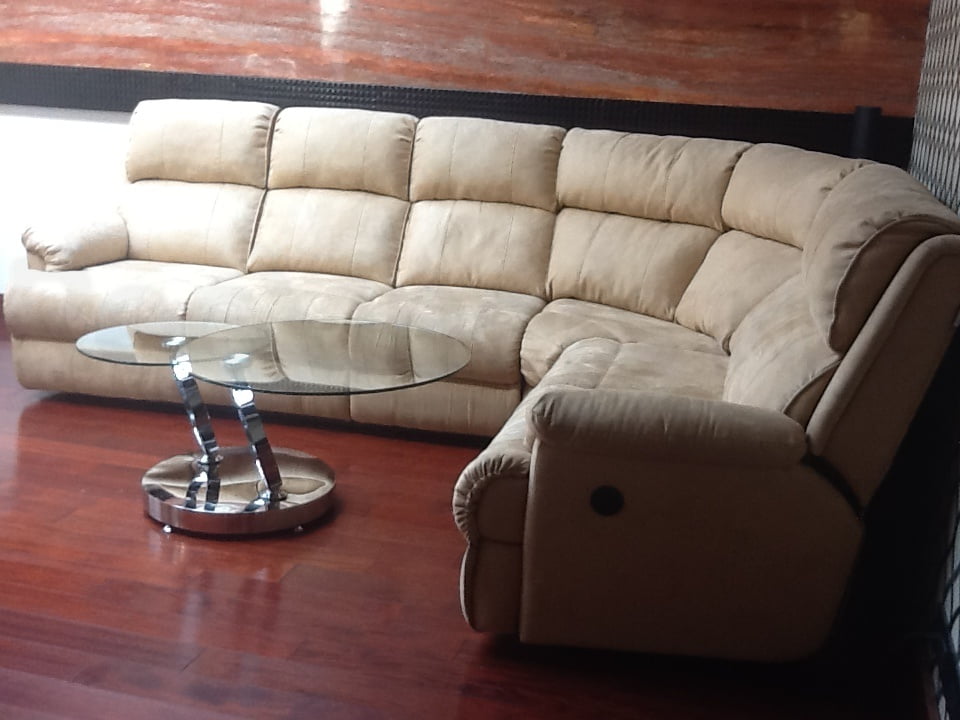 Style 765361 Recliner Showroom Projects