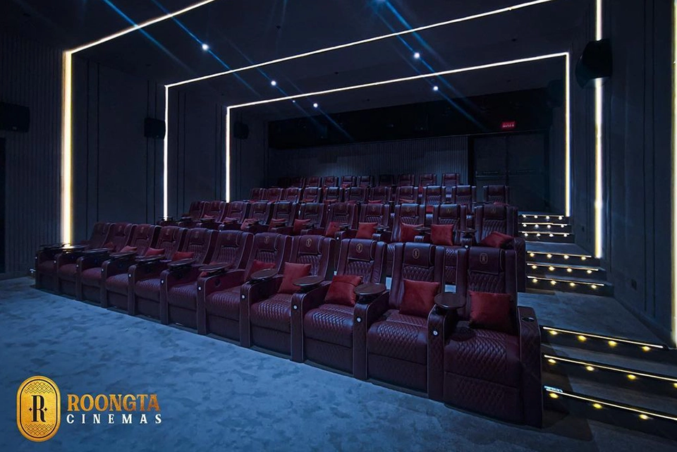 roongta cinemas royal sofa